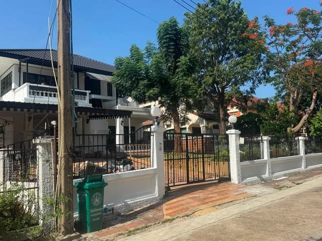 ให้เช่าบ้านเดี่ยว 2 ชั้น 119 ตรว. 4 ห้องนอน ลดาวัลย์ ศรีนครินทร์ Ladawan Srinakarin ซอยศรีด่าน 14 ใกล้ Makro ศรีนครินทร์