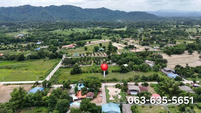 ขายที่ดินทำเลสวย ติดถนนคอนกรีต 2 ด้าน ทำเลค้าขาย ตรงข้ามสวนอาสาคาเฟ่ ต.พรหมณี อ.เมืองนครนายก