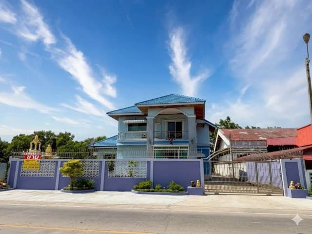 ขายบ้านเดี่ยว 2 ชั้น พร้อมที่ดิน 188 ตร.วา. ใกล้โค้งยายขาว บางหญ้าแพรก สมุทรสาคร