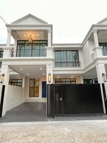 ให้เช่าทาวน์โฮม 2 ชั้น 220 ตร.ม. ย่านสุขุมวิท อ่อนนุช พระราม 4 ใกล้ BTS อ่อนนุช