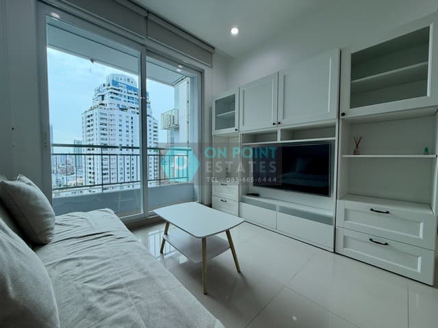 Circle Condominium 1 Bedroom 1 Bathroom for Rent (A2698)