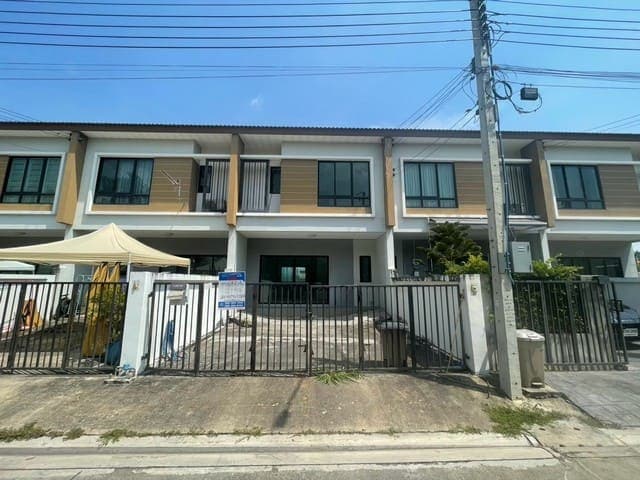 ให้เช่าบ้านเดี่ยว 2 ชั้น 62 ตร.วา 3 ห้องนอน ชัยพฤกษ์ บางนา กม.15 บ้านใกล้ส่วนกลาง ใกล้ Mega Bangna, Central Village เฟอร์พร้อมอยู่ 3