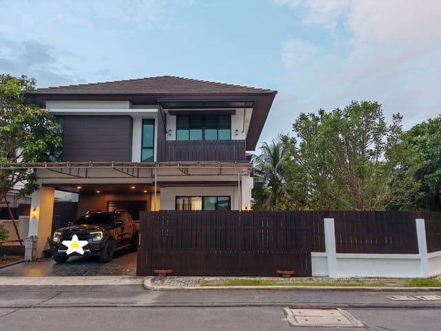 ให้เช่าบ้านเดี่ยว 2 ชั้น 69 ตรว. เลค วิว พาร์ค วงแหวนบางนา หลังมุม ใกล้ป้อมยาม ตรงข้าม Mega Bangna บ้านสวนสวย รีโนเวตใหม่ พร้อมเข้าอยู่