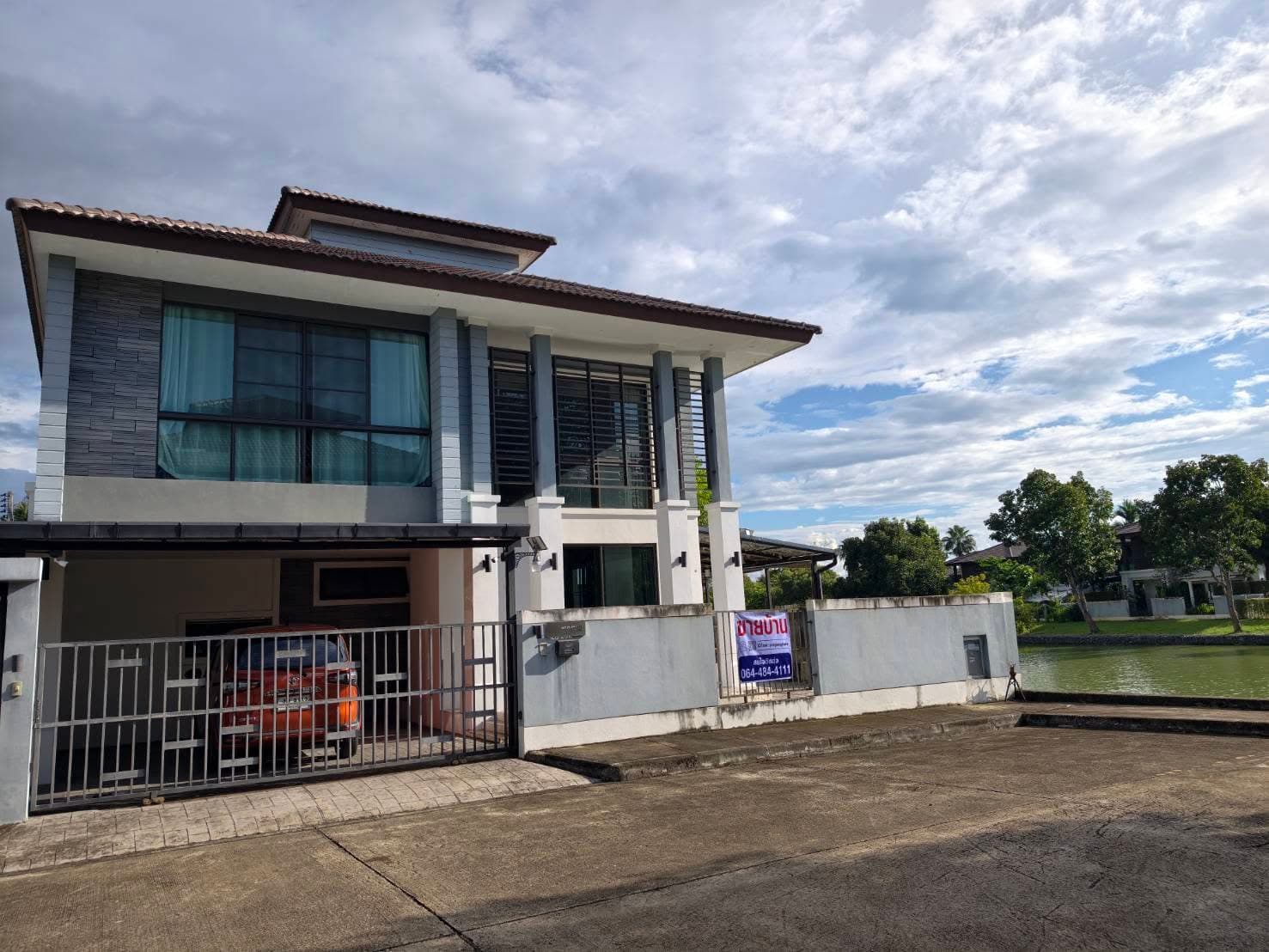 ลดแรง 6 แสน!! บ้านเดี่ยว 2 ชั้น วิวภูเขา ติดทะเลสาบ ม.อรสิริน 11 สันทราย-แม่โจ้ เชียงใหม่ ใกล้ม.แม่โจ้ โลตัสฯ 2