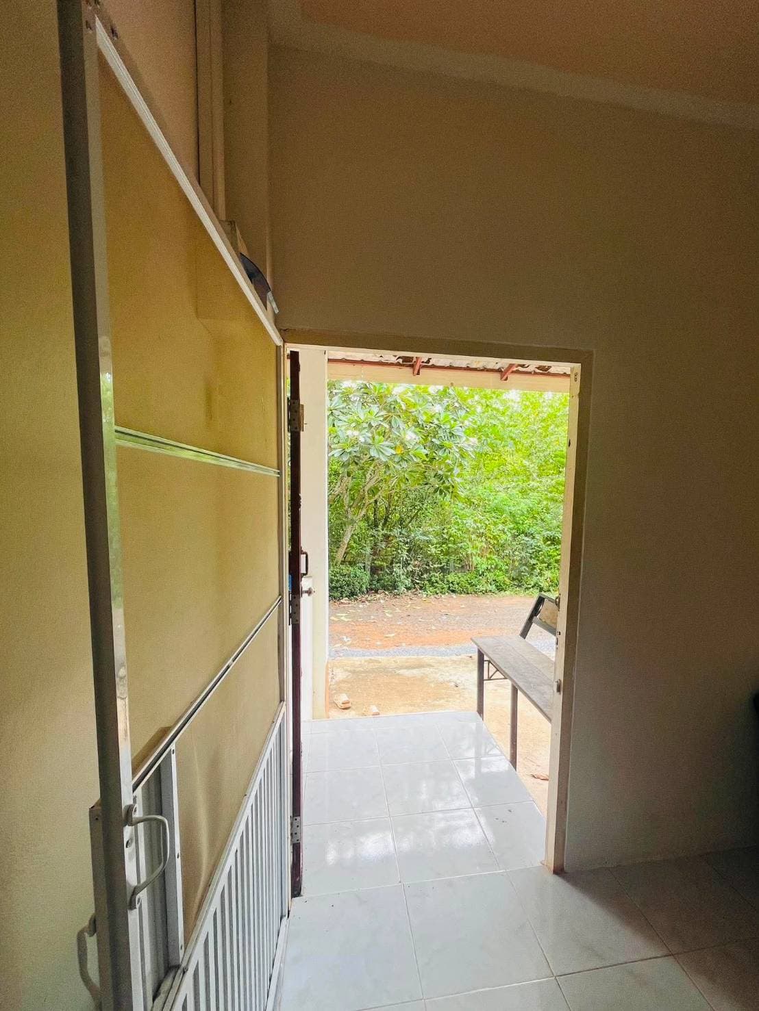 วันว่างรีสอร์ท ห้องพักรายวัน รายเดือน บรรยากาศร่มรื่น ล้อมรอบด้วยต้นไม้ อยู่ในตัวอำเภอปักธงชัย โคราช 5