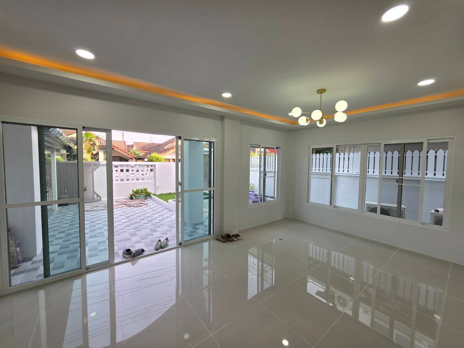 ขายถูกมาก!! บ้านเดี่ยว 2 ชั้น รีโนเวทใหม่ ทำเลทอง ต.ฉลอง อ.เมือง จ.ภูเก็ต ใกล้โรบินสัน เพียง 3 นาที 4