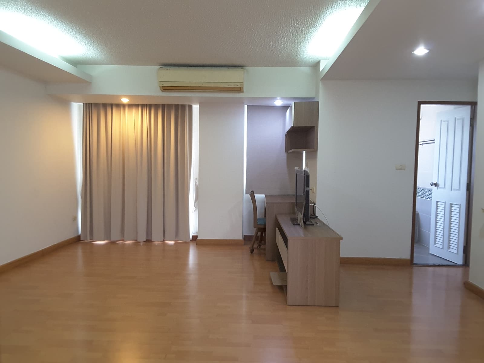 คอนโดเดอะวอเตอร์ฟอร์ด สุขุมวิท 50 (The Waterford Sukhumvit 50) ห้องสตูดิโอ ใกล้ BTS อ่อนนุช 5