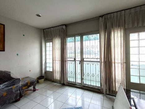 ตึกแถว 5 ชั้น 2 คูหา ซอยพหลโยธิน 75 แขวงสนามบิน ,เขตดอนเมือง ใกล้รถไฟฟ้า พหลโยธิน 75 6