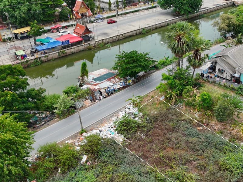 ขายที่ดิน 108 ตร.ว. ทำเลดีใน ซอยรังสิต-นครนายก 31 (ซอยจรัญสนิทวงศ์) ตรงข้าม วัดแสงสรรค์ เดินทางสะดวกใกล้ ฟิวเจอร์พาร์ค 4