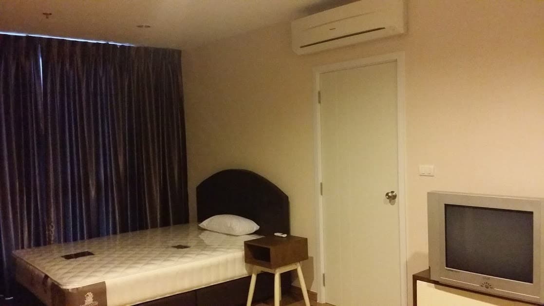 Condo for sale The Stage Taopoon 18th floor north-facing balcony with pool view at Bang Sue