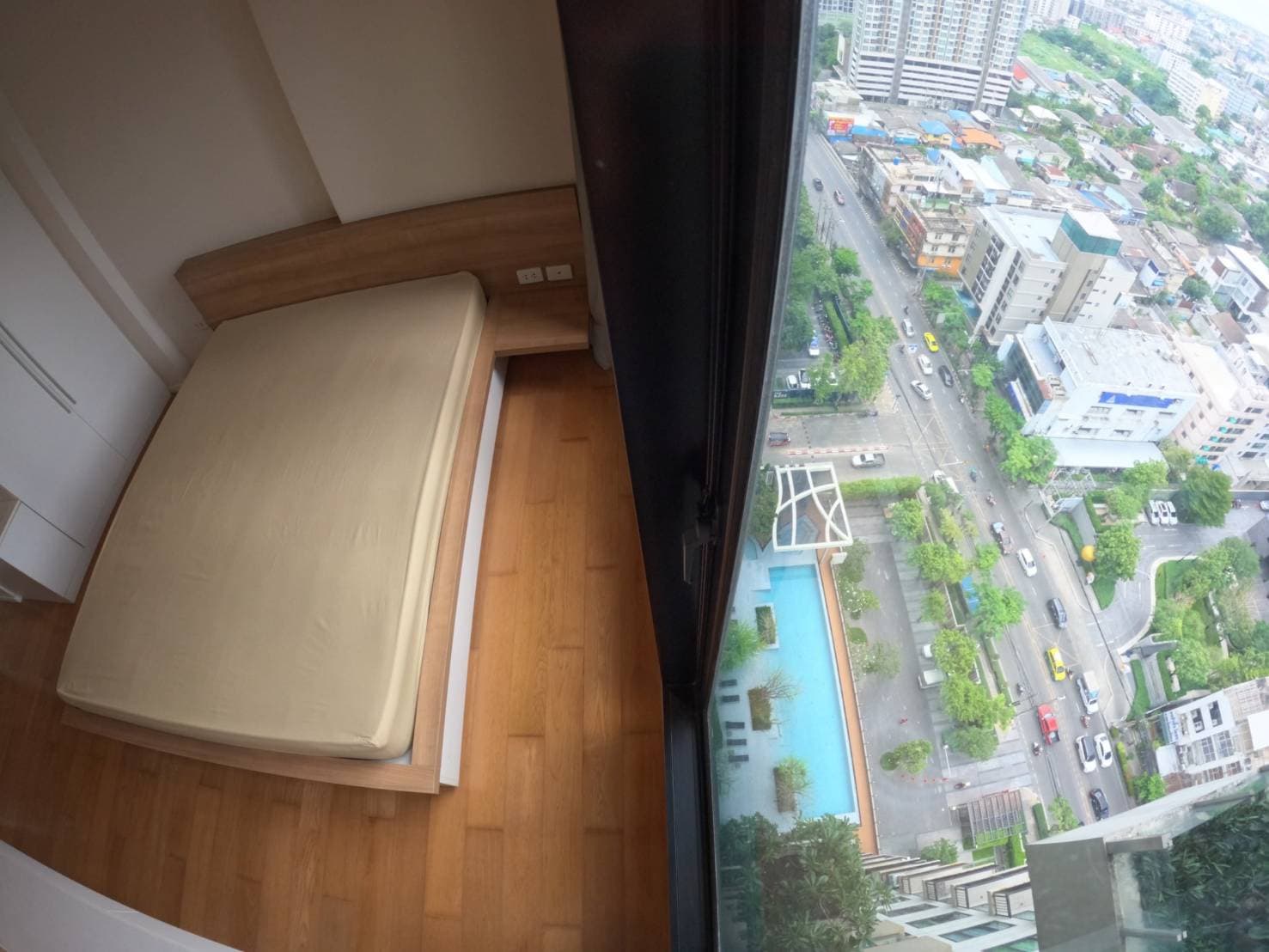 ขาย คอนโดห้องสตูดิโอ 1 นอน Blocs77 อ่อนนุช หรูหราใหญ่โต โครงการของ Sansiri ยกสวนป่ามาในใจกลางเมือง