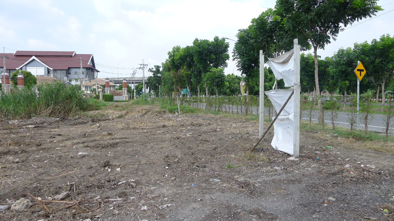 ขายด่วน! ที่ดินแปลงมุม ทำเลทองพุทธมณฑล สาย 1 (ซอย 35) 6