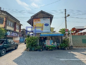 ขายบ้านเดี่ยว หน้าตลาดเช้า กลางเมืองเพชรบุรี หลังมุม ถนนเมน