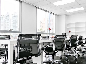 Office อาคาร อาร์เอสยูทาวเวอร์  พื้นที่ 0 ตร.วา 0 NGAN 0 RAI 10000 BAHT. ใกล้กับ - ราคานี้ห้ามพลาด