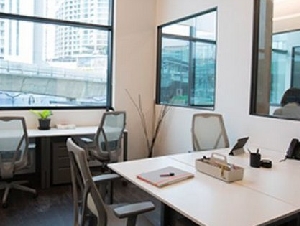 Office อาคาร ซัมเมอร์ฮิลล์ 9000 BAHT 0BR0ห้องน้ำ พื้นที่ =  0 Square Wah 0 งาน 0 Rai ไม่ไกลจาก - ราคา-ถูก -