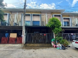 ขายทาวน์เฮ้าส์ หมู่บ้านเดอะมอนทาน่า ถนนสายปลวกแดง-ห้วยปราบ ปลวกแดง ระยอง