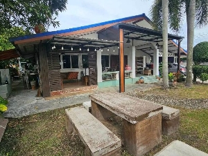 ขายบ้านพร้อมที่ดิน ทำเลดี บ้านค่าย ระยอง 253.3 ตร.ว.