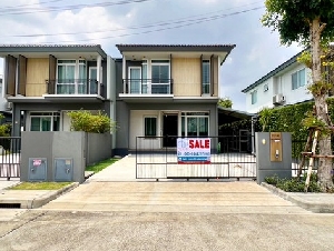 บ้านแฝด หมู่บ้าน อินนิซิโอ 3  ปิ่นเกล้า - วงแหวน ตรงข้ามสวนส่วนกลางโครงการ ราคาดีมาก