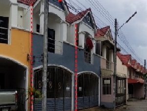 ขายทาวน์เฮ้าส์ 2 ชั้นหมู่บ้าน พงษ์ธนา ต.คลองแห อ.หาดใหญ่ จ.สงขลา