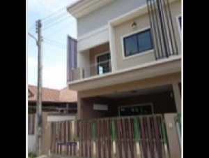 ทาวน์เฮ้าส์ 2 ชั้น ถ.กาญจนวนิช(407) ต.พะวง อ.เมืองสงขลา จ.สงขลา
