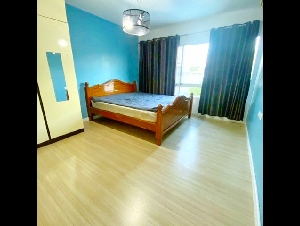 พร้อมเฟอร์ เครื่องใช้ไฟฟ้า รร.สารสาสน์ประชาอุทิศ 500 ม.ตลาดประชาอุทิศ 90 800ม. ให้เช่าทาวน์โฮม 2 ชั้น ติดถนน 2 นอน