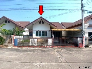 ขายบ้านแฝดโครงการ ก.กรีนทรีปาร์ควิลล์ ถ.สุขุมวิท (ทล.3) ตำบล พลูตาหลวง อำเภอ สัตหีบ จังหวัด ชลบุรี