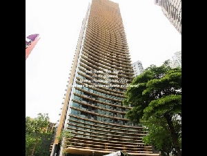 ห้องชุด เดอะ ลุมพินี 24 เดินทาง สะดวก เป็นคอนโดพร้อมอยู่ที่มีการตกแต่งภายในเพิ่มเติมได้แบบเรียบหรู และมีทำเลสวยสามารถมองเห็นวิวเมือง พร้อมพื้นที่ส่วนกลาง และสิ่งอำนวยความสะดวกครบครัน ทั้งสระว่ายน้ำ ห้องออกกำลังกาย สวนพักผ่อนขนาดใหญ่ ใกล้ทางด่วน และใก