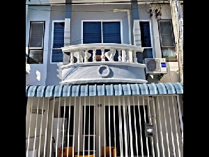 ให้เช่าทาวน์โฮม 2 ชั้น ตกแต่งสวย เฟอร์ครบ โซนหายยา   