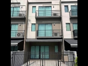 ขายหมู่บ้านกลางเมือง ราชพฤกษ์ - สาทร  ???? พื้นที่ใช้สอย 141 ตร.ม. ทาวน์โฮม 3 ชั้น  ????3 ห้องนอน 3 ห้องน่ำ 