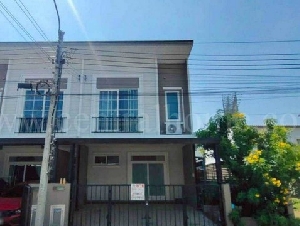 ทาวน์โฮม คาซ่า วอเตอร์ไซด์ ราชพฤกษ์ - พระราม 5 หลังมุม 