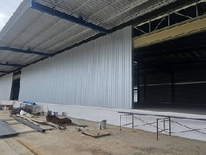 เช่าโกดังใหม่พร้อมใช้งาน ติดถนนใหญ่  ตำบล ไชยสถาน อำเภอสารภี เชียงใหม่