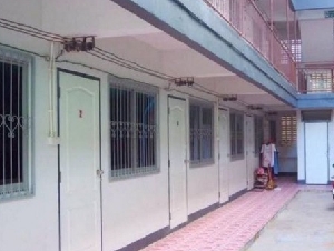 ขายราคาถูกหอพัก 3 ชั้น ถนนศรีปิงเมือง หายยา เชียงใหม่