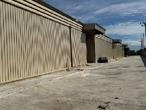 ให้เช่าอาคารโรงงาน พื้นที่ใช้สอย 875 ตารางเมตร  ตำบลคลองข่อย อำเภอปากเกล็ด นนทบุรี