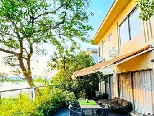 บางนา-ตราดกม.42 4 นอน รร.จันทร์เจริญ 800 ม. บางปะกง ฉะเชิงเทรา ให้เช่าบ้านเดี่ยว 2 ชั้น หลังมุม 200 ตร.ม.50 ตร.วา.สไตล์โมเดิร์น