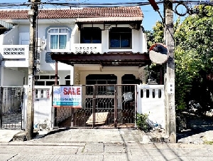 ขายทาวน์เฮ้าส์ 2 ชั้น  หมู่บ้านโสสุนคร 2 ทุ่งสองห้อง บางเขน กรุงเทพฯ (บ้านหลังมุม) 