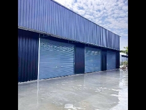 พระจอมเกล้าลาดกระบัง 5.15กม. ติดถนนใหญ่ สารีบุตร-ทับยาว หัวตะเข้ รร.ประสานสามัคคี 300ม. ให้เช่าโกดังใหม่ 120ตร.ม. 30ตร.วา. 