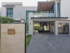 บ้านเดี่ยวพูลวิลล่า ย่านรามอินทรา สไตล์ Modern Minimal บนทำเลศักยภาพ ใจกลางรามอินทรา