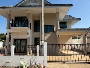 บ้านสวย รีโนเวทใหม่ทั้งหลัง ทำเลทอง แยกรวมโชค ฟ้าฮ่าม เชียงใหม่