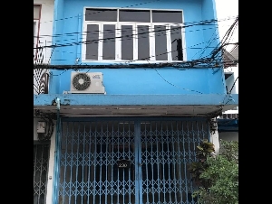 ให้เช่าทาวน์เฮ้าส์  2ชั้นเนื้อที่ 22ตร.ว พื้นที่ใช้สอย 90 ตร.ม 2ห้องนอน 2ห้องน้ำ แอร์ ถนน ลาดพร้าว 41 ภาวนา เขตจตุจักร ราคาเช่า 15,000 บ/ด