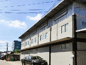 ให้เช่าอาคารโรงงาน/โกดังพื้นที่ใช้สอย 2 ชั้น 1,080 ตร.ม ไฟฟ้า 3 เฟส ออฟฟิศ ถนนลาดพร้าว101 ซอยโพธิ์แก้ว ราคาเช่า 120,000 บ/ด