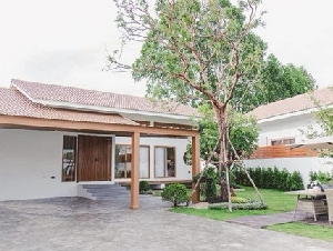 บ้านสไตล์ญี่ปุ่น ใกล้เมือง #น้ำไม่ท่วม ออกแบบเพื่อความสงบ ดอยสะเก็ด