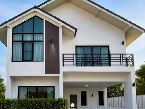 โซนหางดง ขาย 5.5 ล้าน บ้านใหม่หลังใหญ่ 2 ชั้น ทำเลคุณภาพ #ใกล้กาดฝรั่ง บ้านโมเดิร์นดีไซน์ทันสมัย #หิ้วกระเป๋าเข้าอยู่ได้ทันที!
