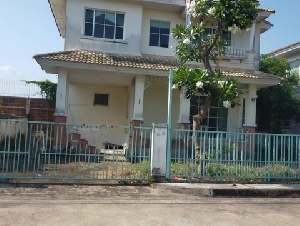 ขายบ้านเดี่ยว โครงการปาริชาติ ซอยคุ้มกล้า 11  ลาดกระบัง กรุงเทพ