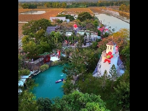เซ้งคาเฟ่แลนด์มาร์ค พร้อมรีสอร์ท บนพื้นที่กว่า 13 ไร่ ในจังหวัดชัยนาท