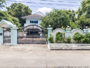 [ขาย] บ้านเดี่ยวเมืองเอก โครงการ 4 ซอยเอกรัตน์ 1 ใกล้ ม.รังสิต 162 ตร.ว. ทำเลดี พื้นที่กว้าง โครงสร้างเป๊ะ รีโนเวทได้ตามใจคุณ