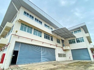 โรงงาน 2ไร่ 1งาน 60ตรว. โกดังพร้อมสำนักงาน 3 ชั้น พื้นที่สีม่วง รง.4 ได้ 27น้ำ ใกล้ตลาดมารวย สุขสวัสดิ์ 700 ม. ทำเลศักยภาพสุขสวัสดิ์ 74-80