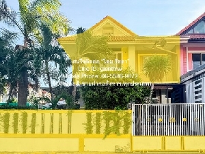 Townhouse ขายทาวน์โฮม 2 ชั้น (หลังมุม: รีโนเวท และต่อเติมแล้ว) ซ.ประชาอุทิศ 90 34.20 ตร.ว. 3 น 2 น้ำ 2 จอดรถ ราคา 2,317,500 บาท 2317500 THAI BAHT 3 Bedroom 34 ตาราง-วา ใกล้กับ Big C Market ONE PRICE!