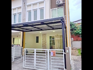 เฟอร์ครบ ทาว์นเฮาส์ 2ชั้น หลังมุม  24ตร.วา. รร.นานาชาตินอริช 1.5กม.พันท้ายนรสิงห์ 4นอน  พระราม2 1.5 กม. 184ตร.ม.  ตลาดสดลีลา 3.9กม. 
