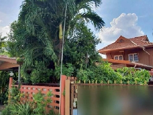 บ้านเดี่ยว พร้อมอยู่ ในซ.วัดดอนทอง ใกล้รพ.รวมแพทย์ฉะเชิงเทรา ไม่ไกลจากตัวเมือง