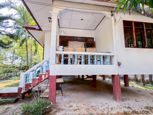 บ้านพักให้เช่า 2 ห้องนอน 1 ห้องน้ำ ตกแต่งครบ บ้านใต้ ต.แม่น้ำ อ.เกาะสมุย พื้นที่ใช้สอย 80 ตร.ม บ้านเช่าเกาะสมุย